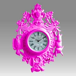 Contemporary cuckoo clock Art.greenwood 2500 lacquered with acrilic color fucsia, hand-uncurved wood, original black forest object and shape